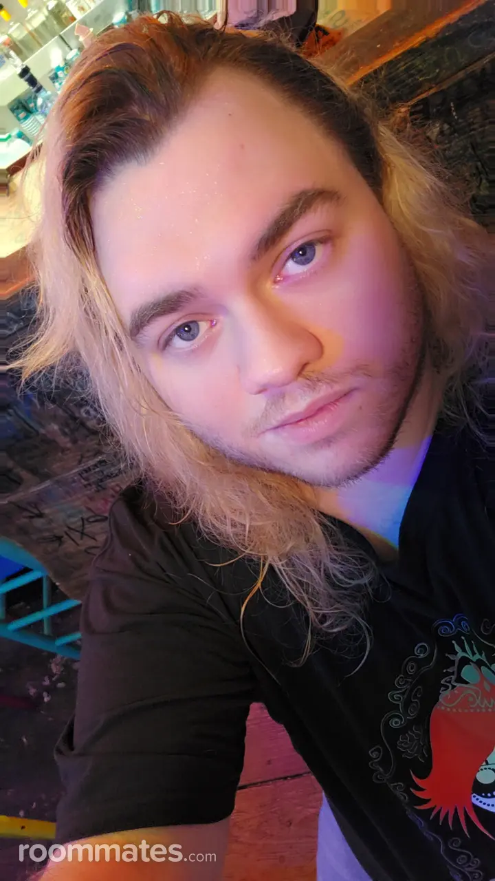 Profile photo 6 of 8