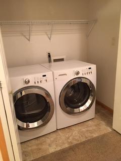 Room for rent in Bloomington, MN $900, townhouse