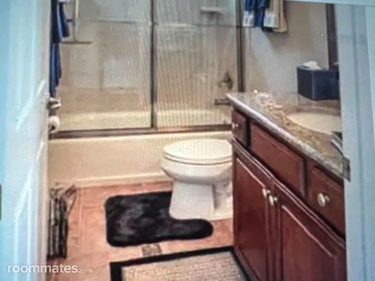 Profile photo 3 of 9