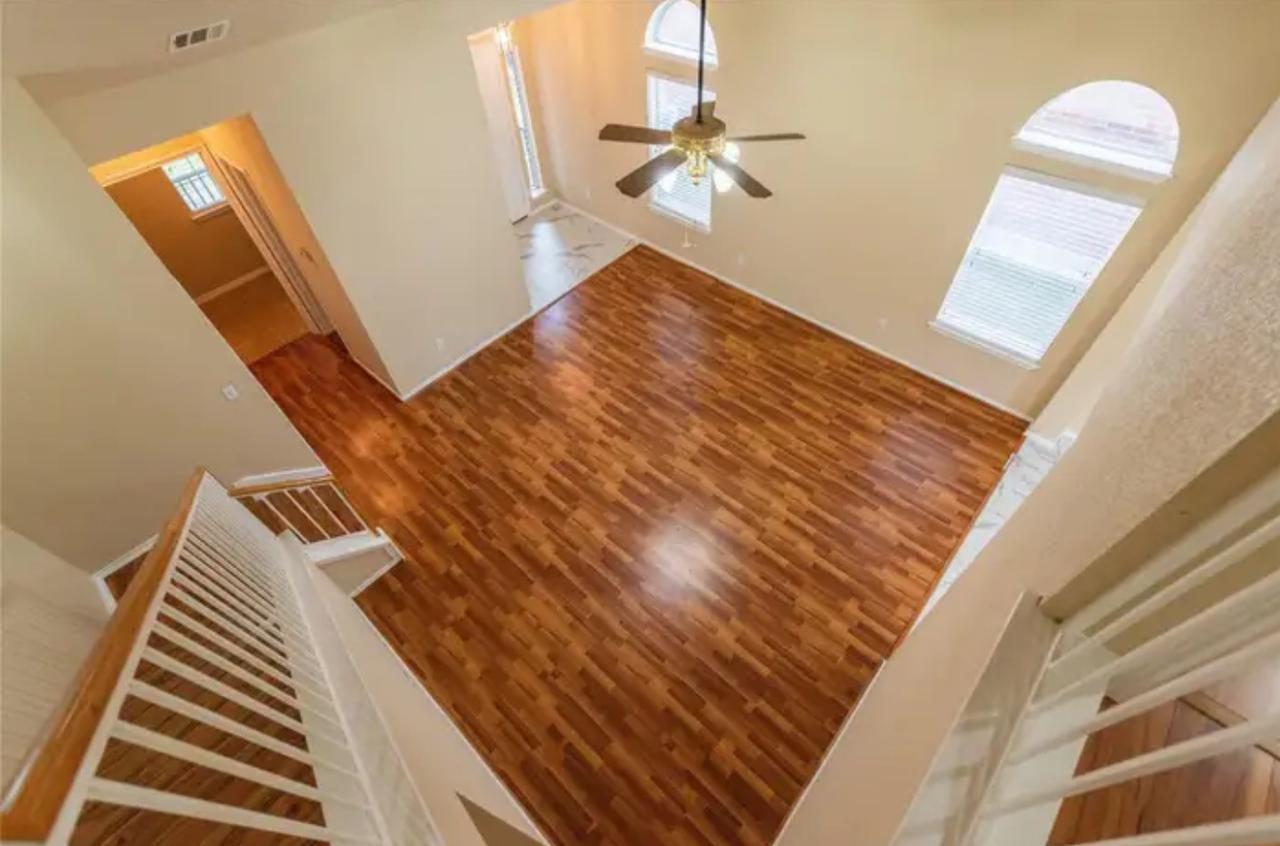 Profile photo 5 of 5