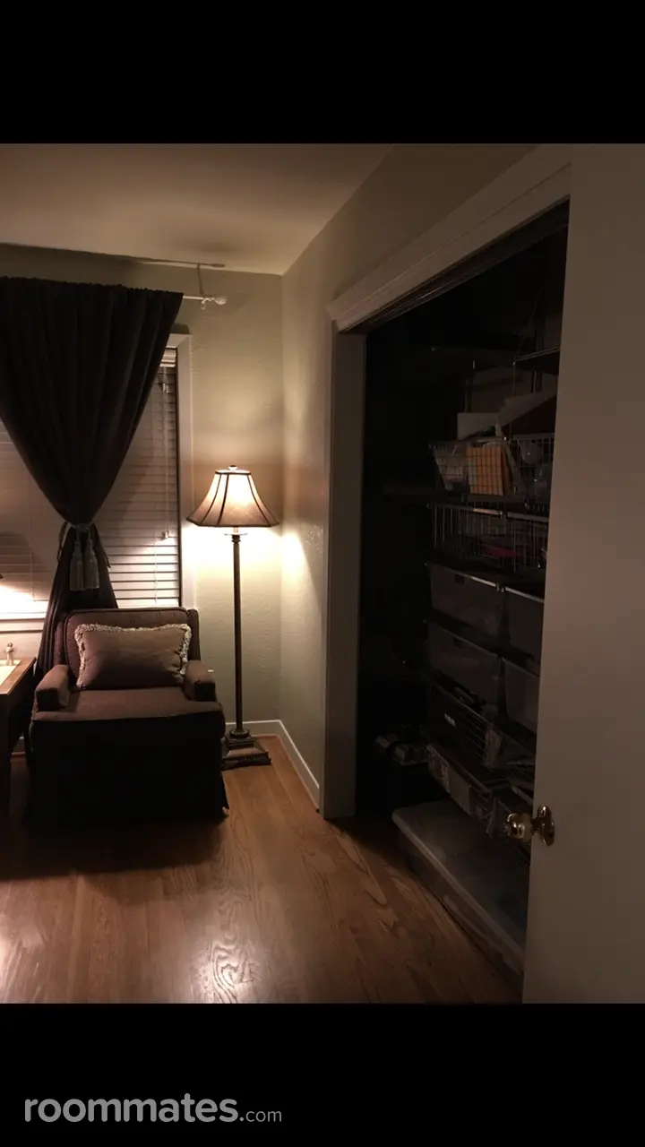 Profile photo 3 of 11