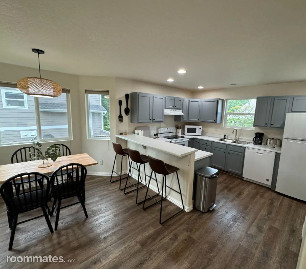 Profile photo 5 of 7