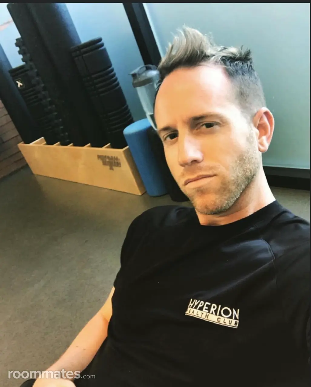 Profile photo 4 of 4