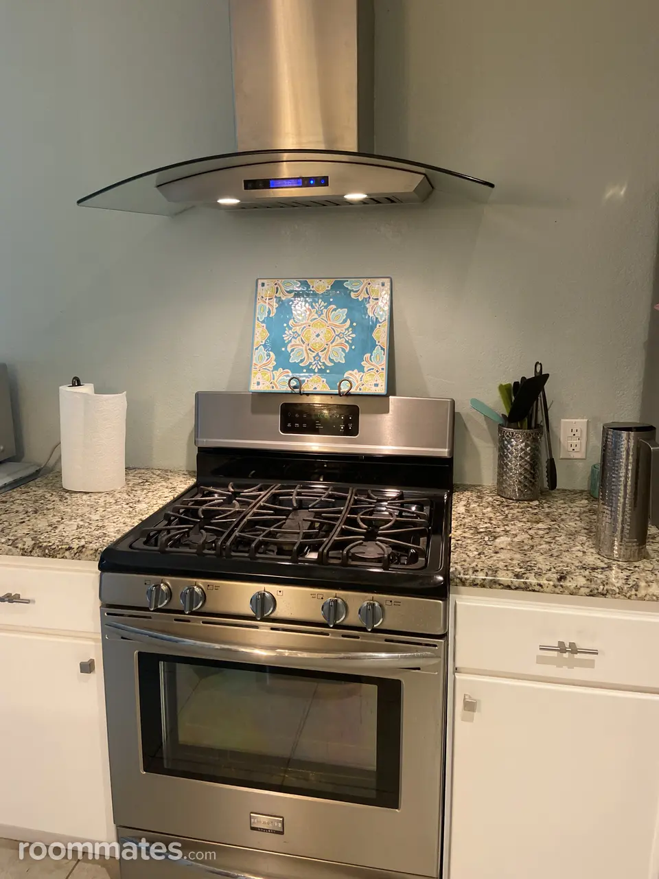 Profile photo 4 of 10