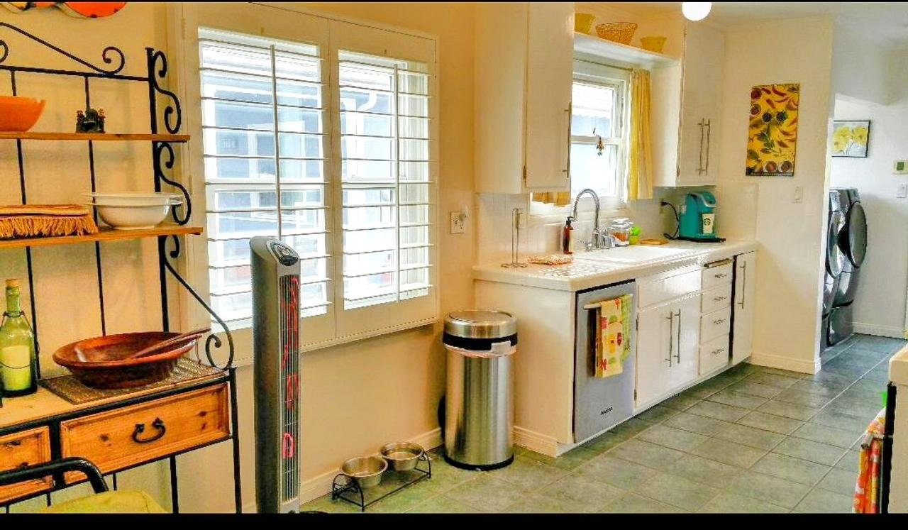 Profile photo 14 of 18