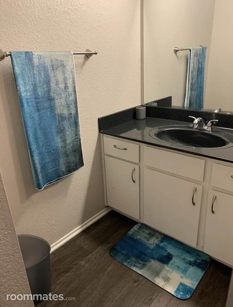 Profile photo 5 of 9