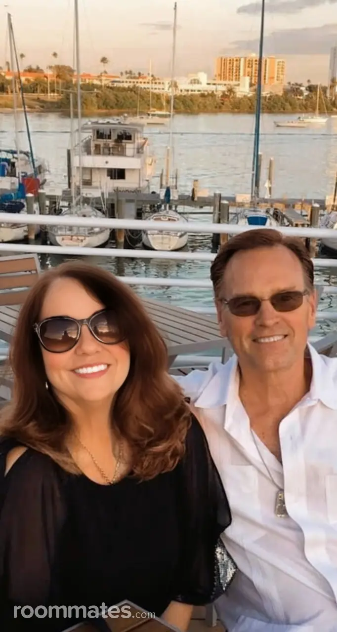 Profile photo 3 of 4