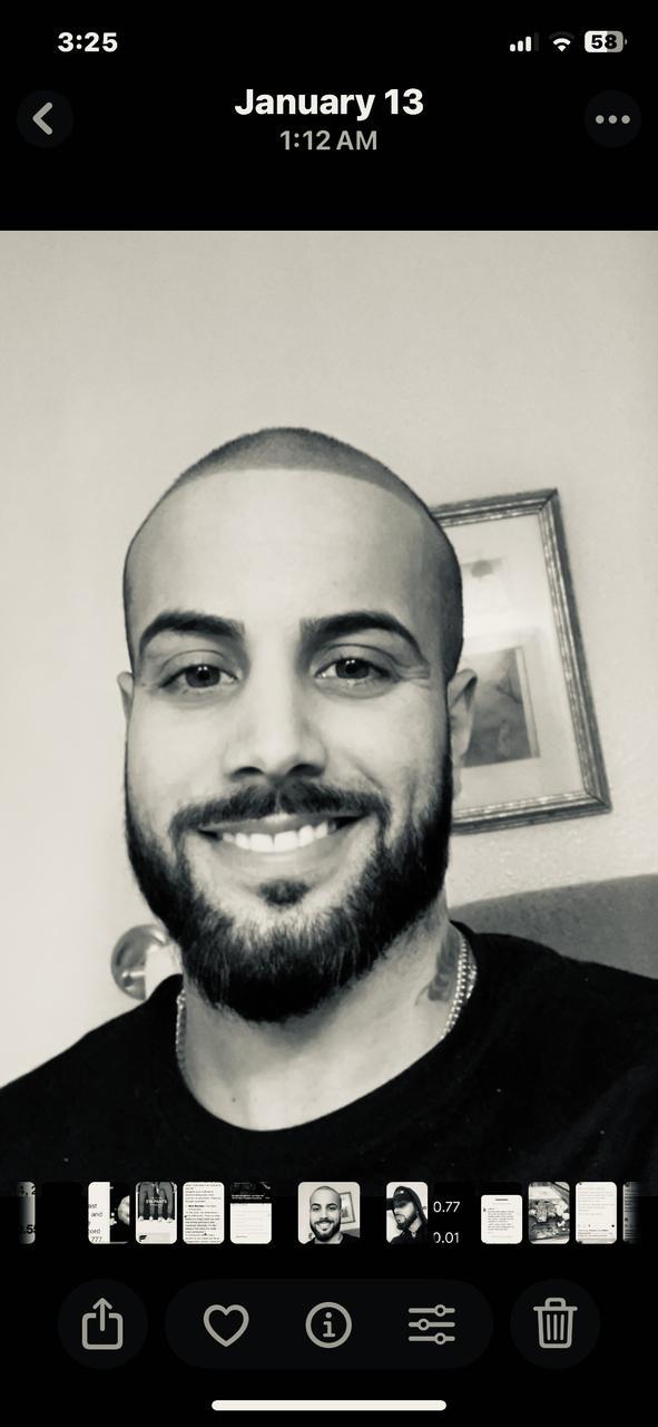 Profile photo 1 of 1