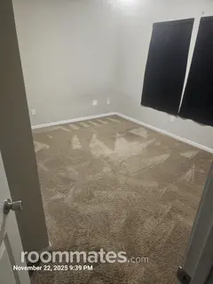 Room for rent in Jacksonville, FL $1000, house