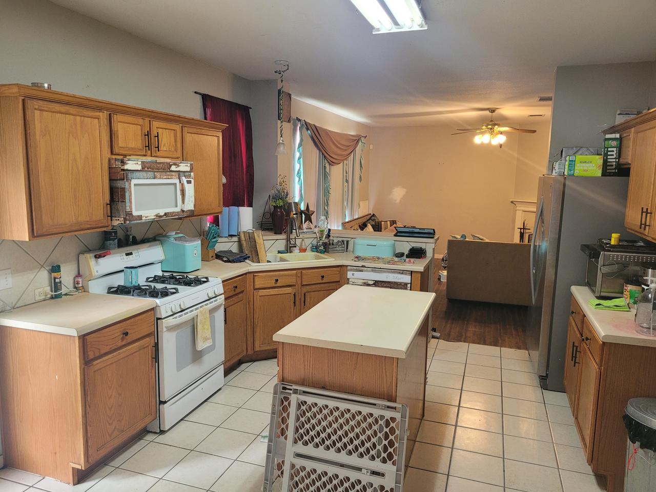 Profile photo 6 of 17