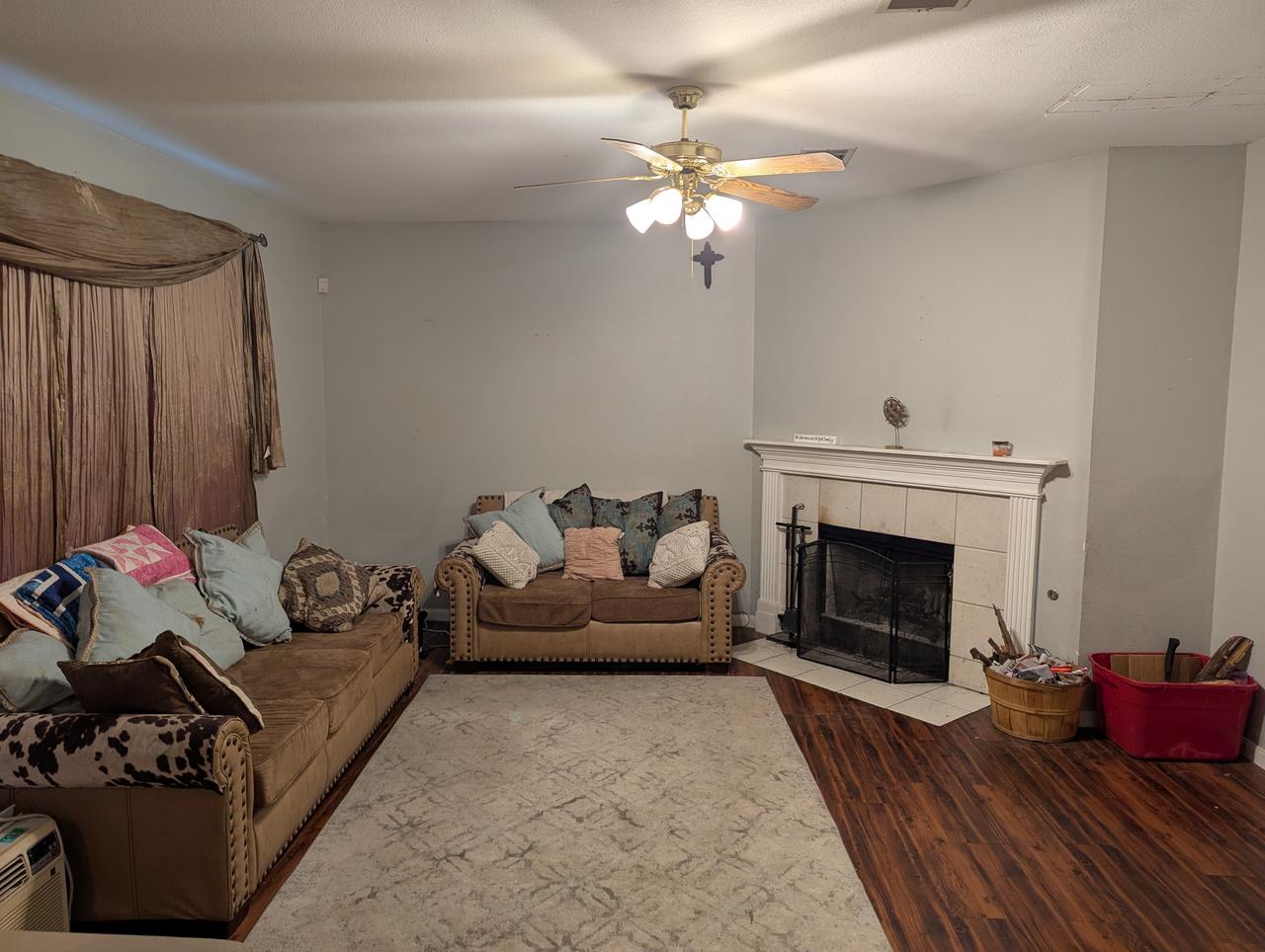 Profile photo 4 of 17