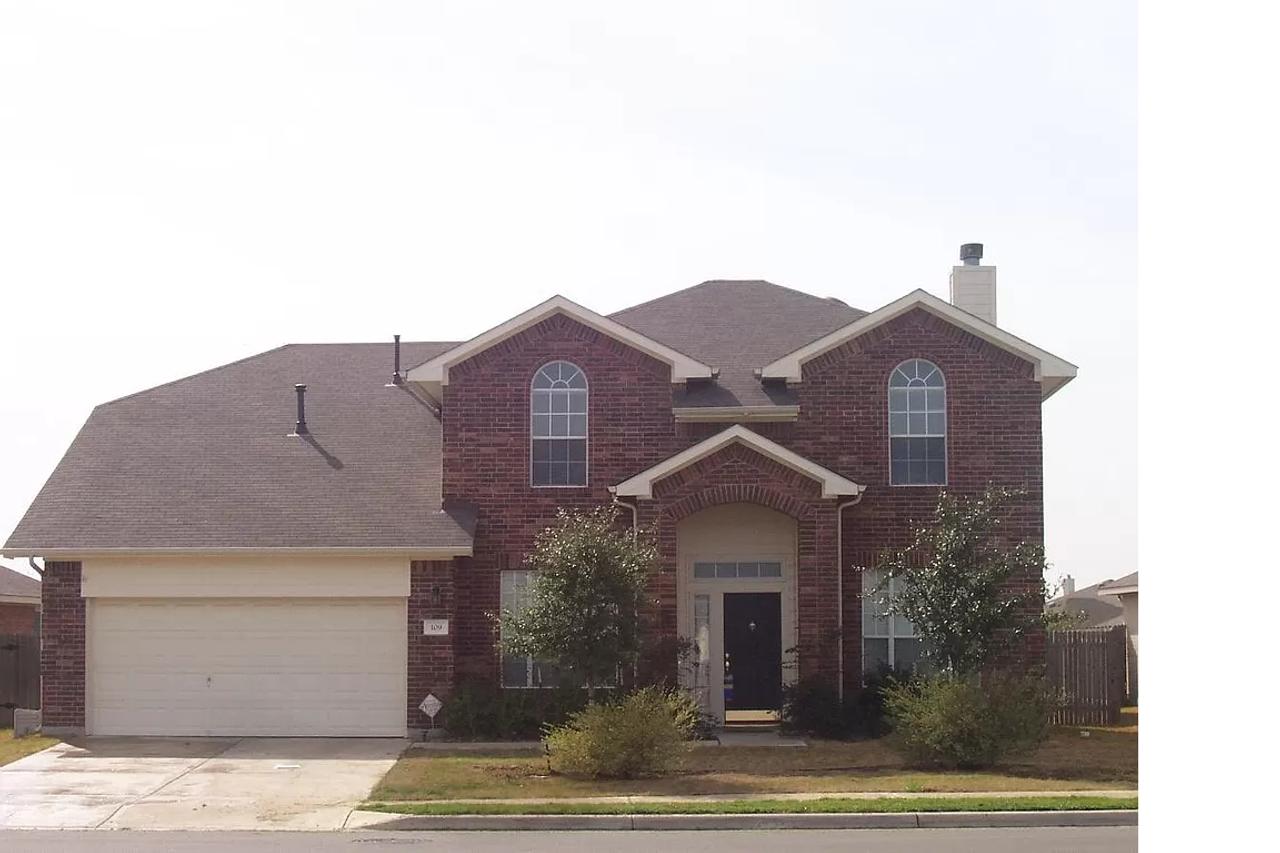 Profile photo 1 of 17