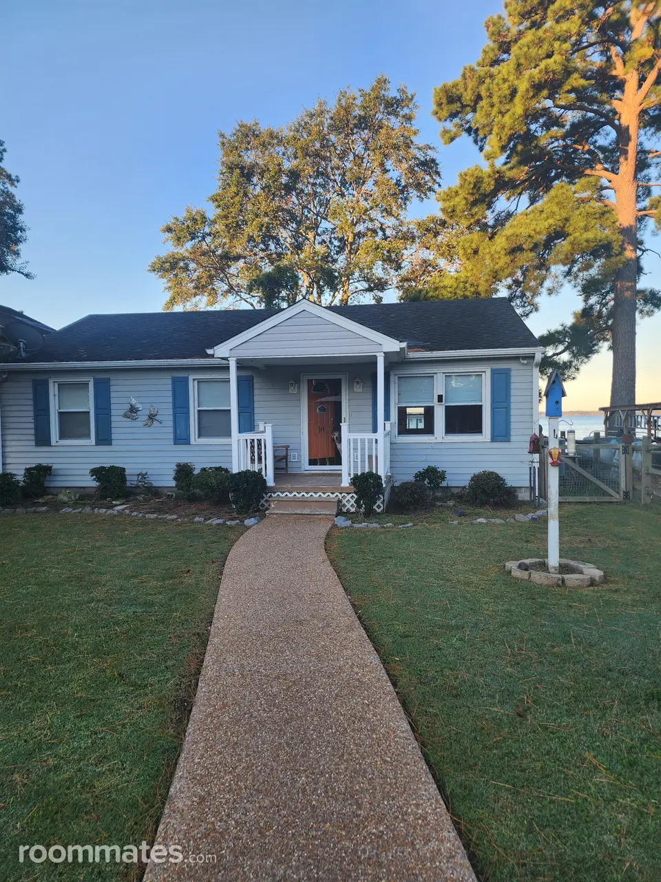 Profile photo 2 of 8