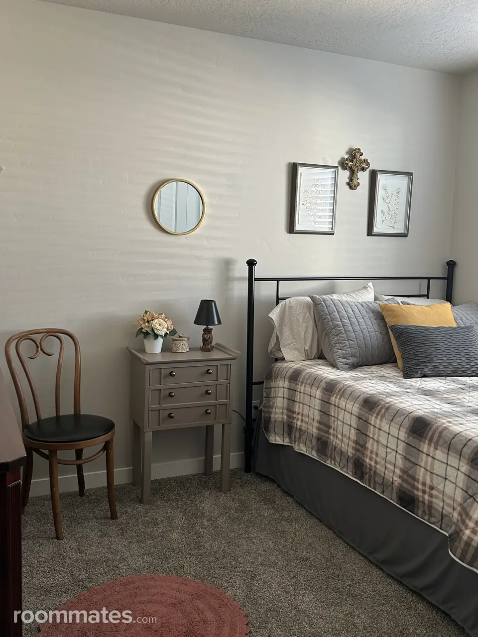 Profile photo 4 of 7