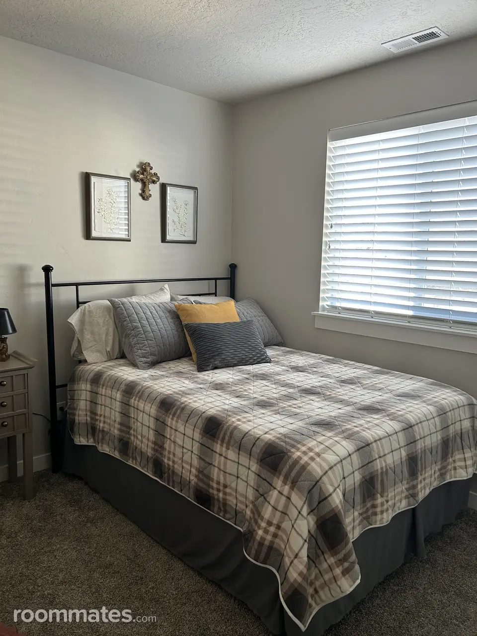 Profile photo 3 of 7