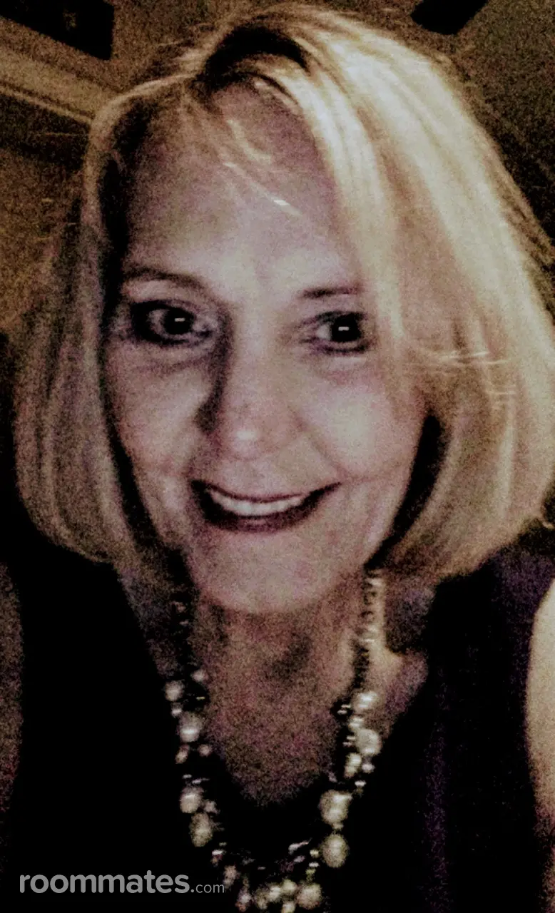 Profile photo 6 of 6