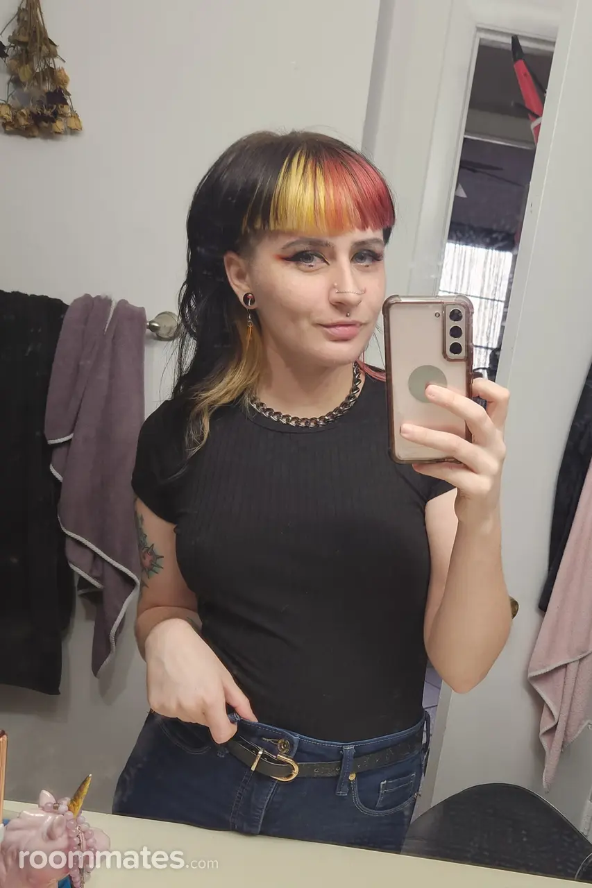 Profile photo 1 of 2