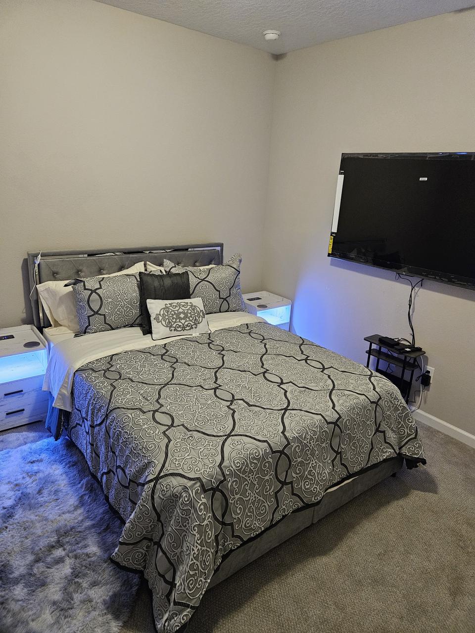 Profile photo 2 of 21