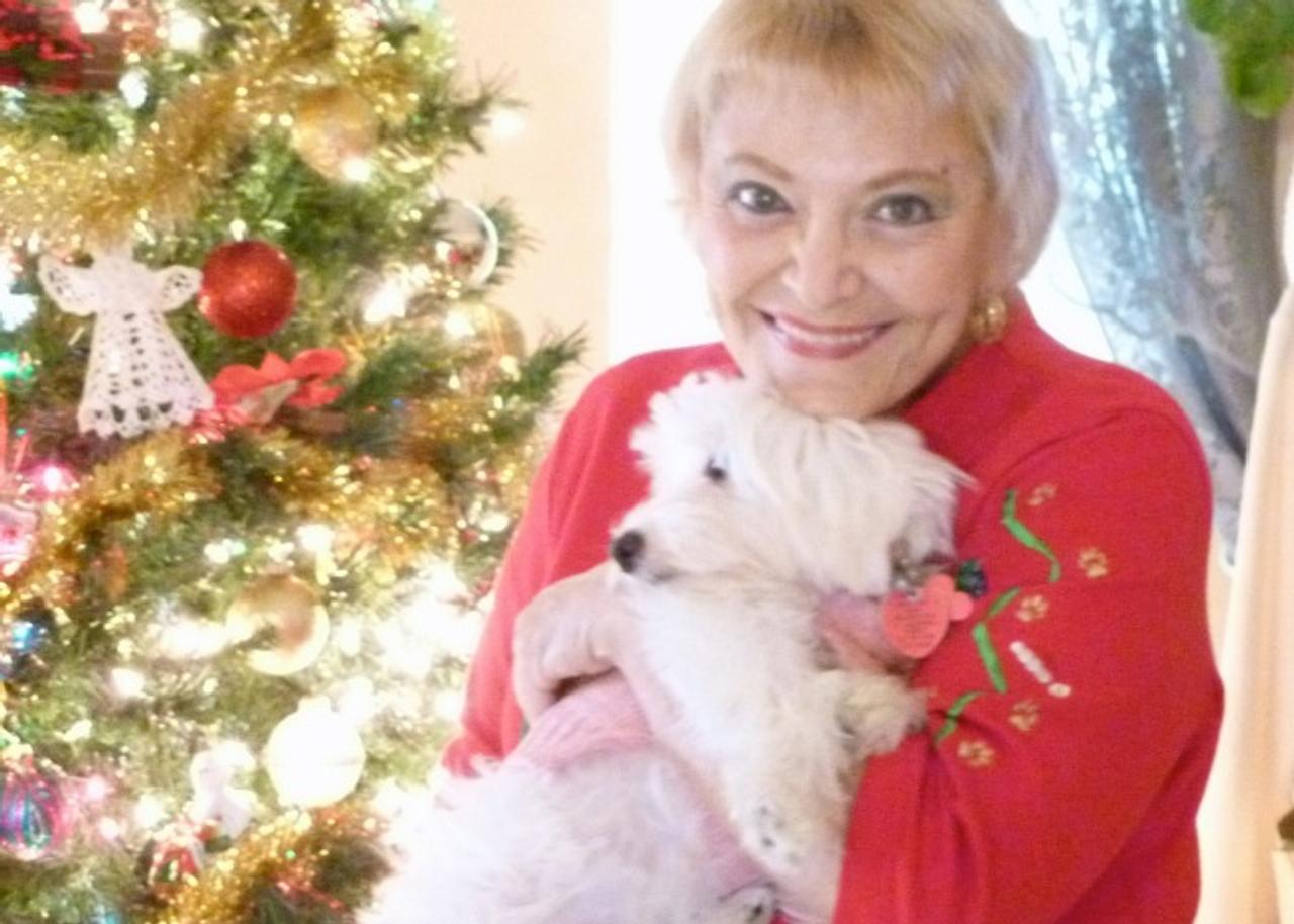 Profile photo 4 of 4