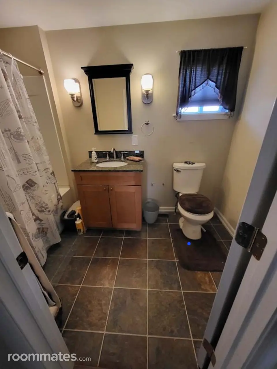 Profile photo 12 of 15