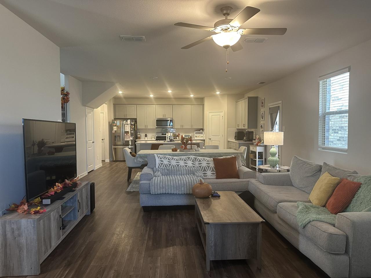 Profile photo 2 of 13