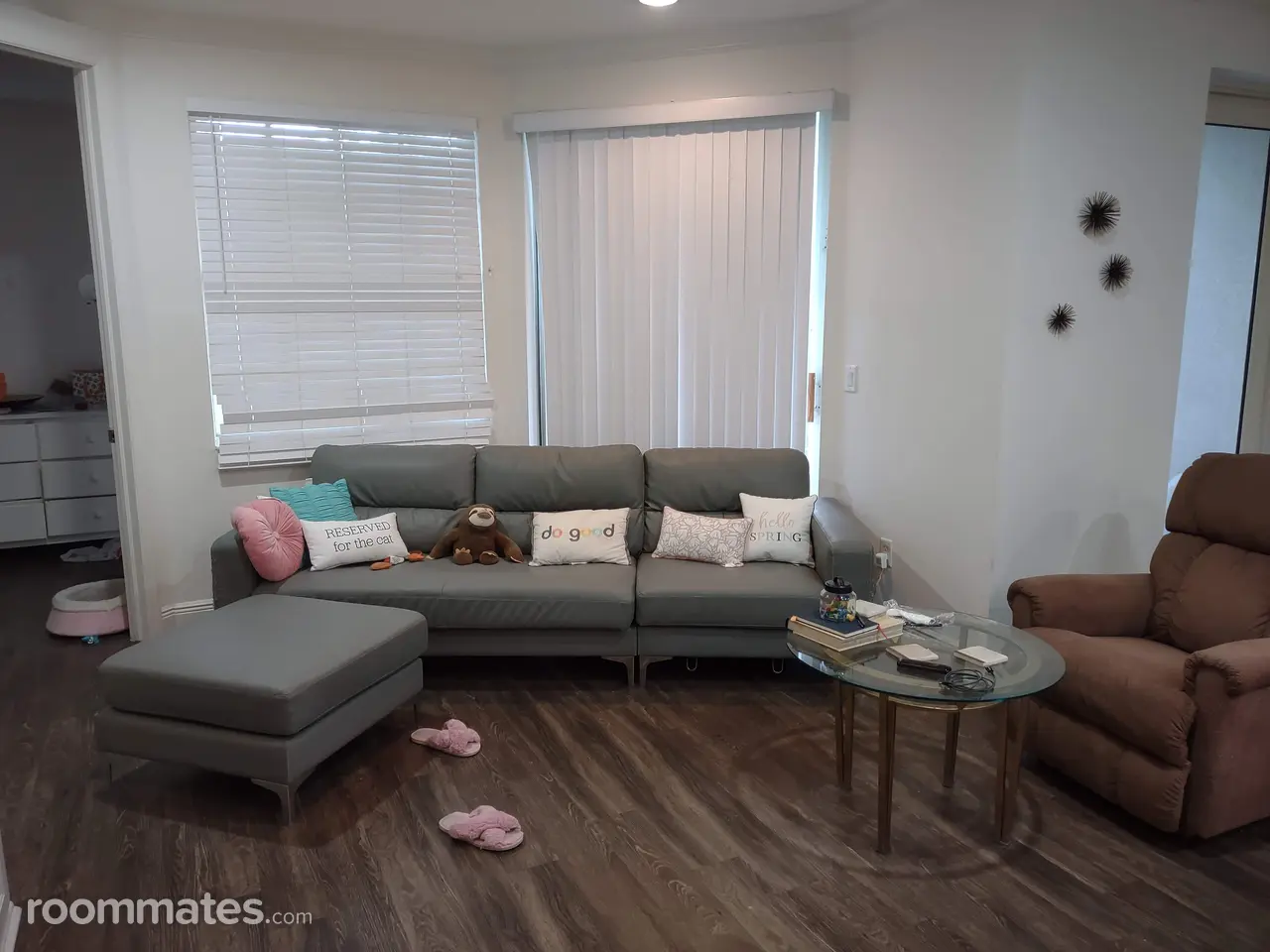 Profile photo 1 of 11