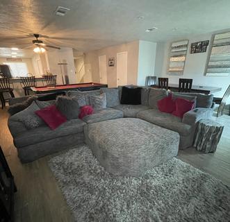 Room for rent in Houston, TX $1800, townhouse