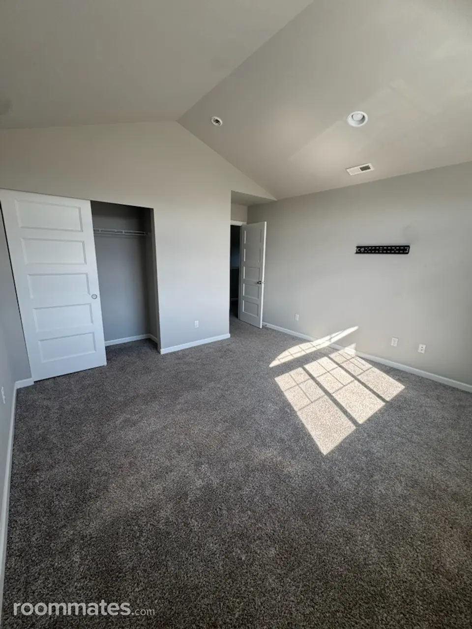 Profile photo 4 of 5