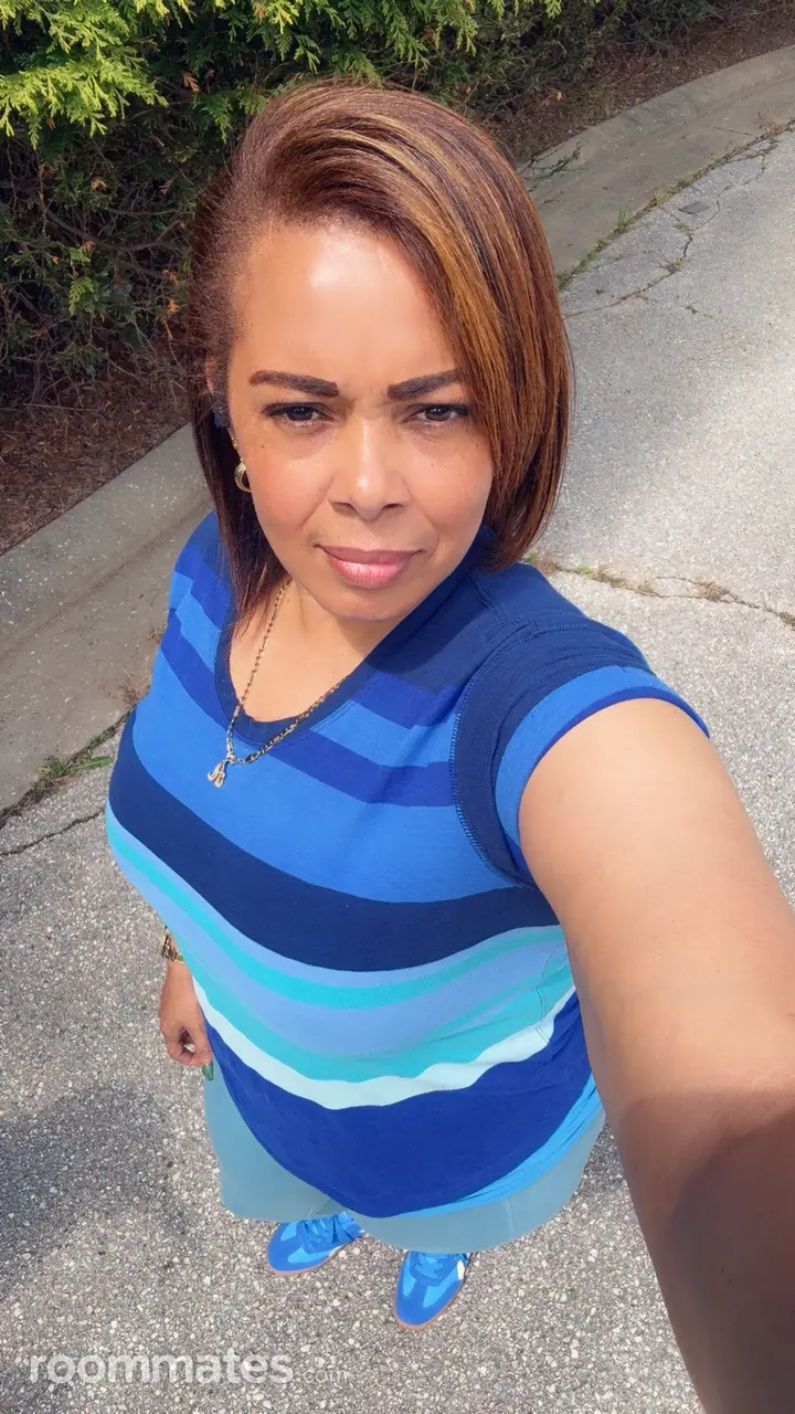 Profile photo 18 of 18