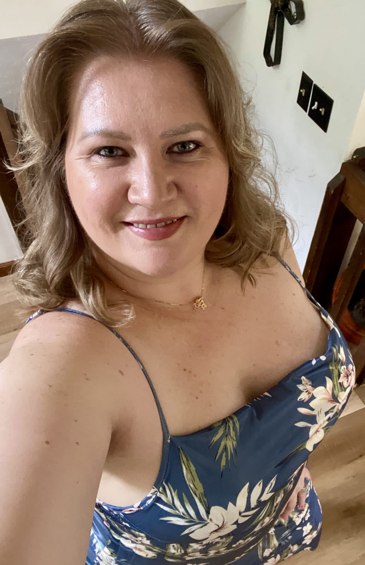 Profile photo 11 of 11