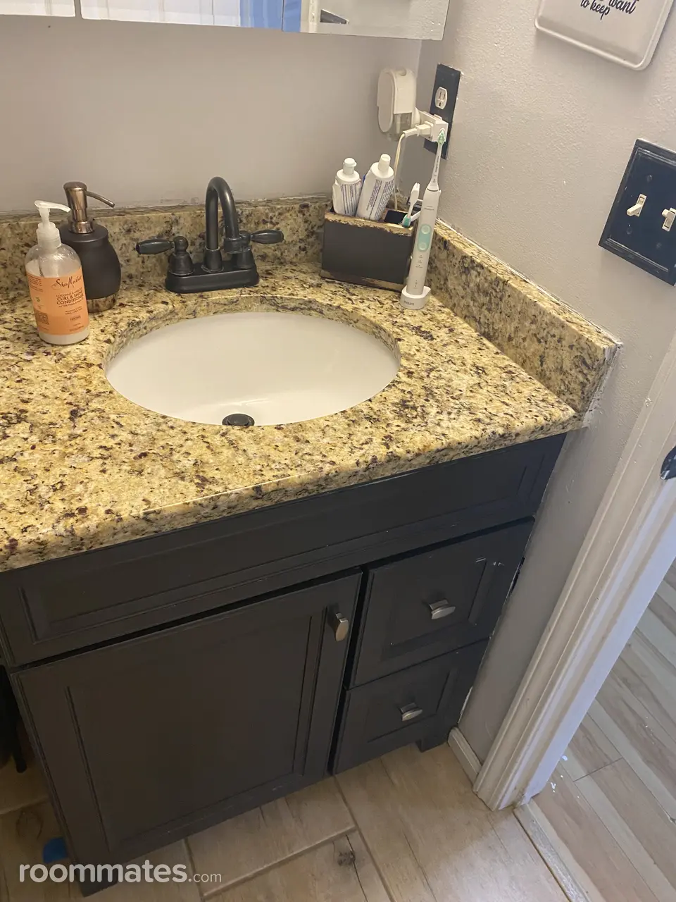 Profile photo 4 of 11