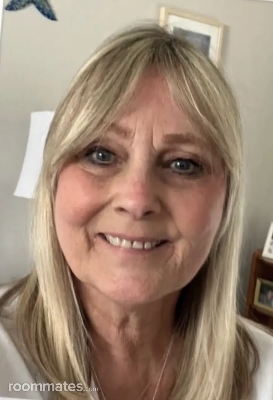 Profile photo 8 of 8