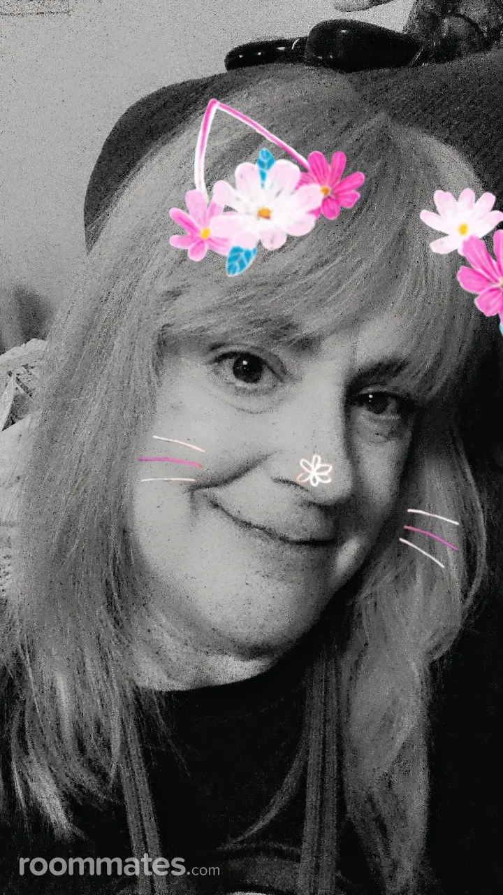 Profile photo 8 of 14