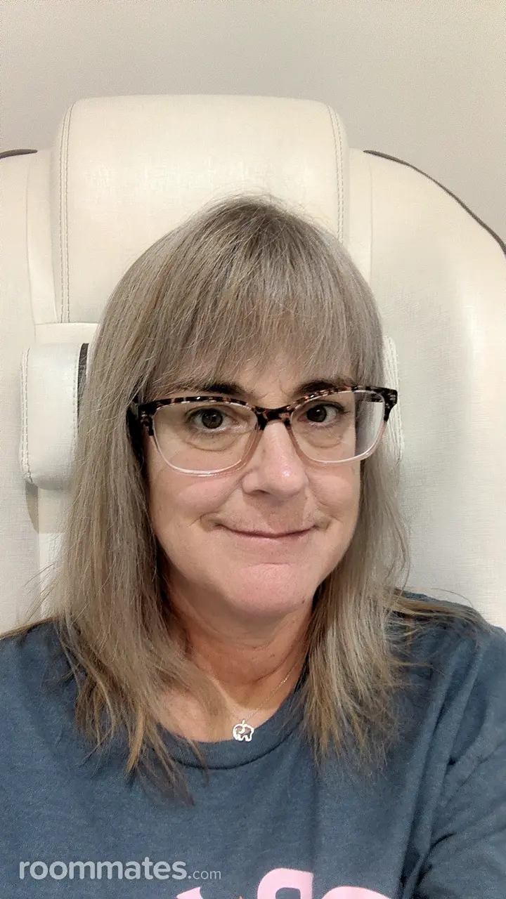 Profile photo 9 of 14