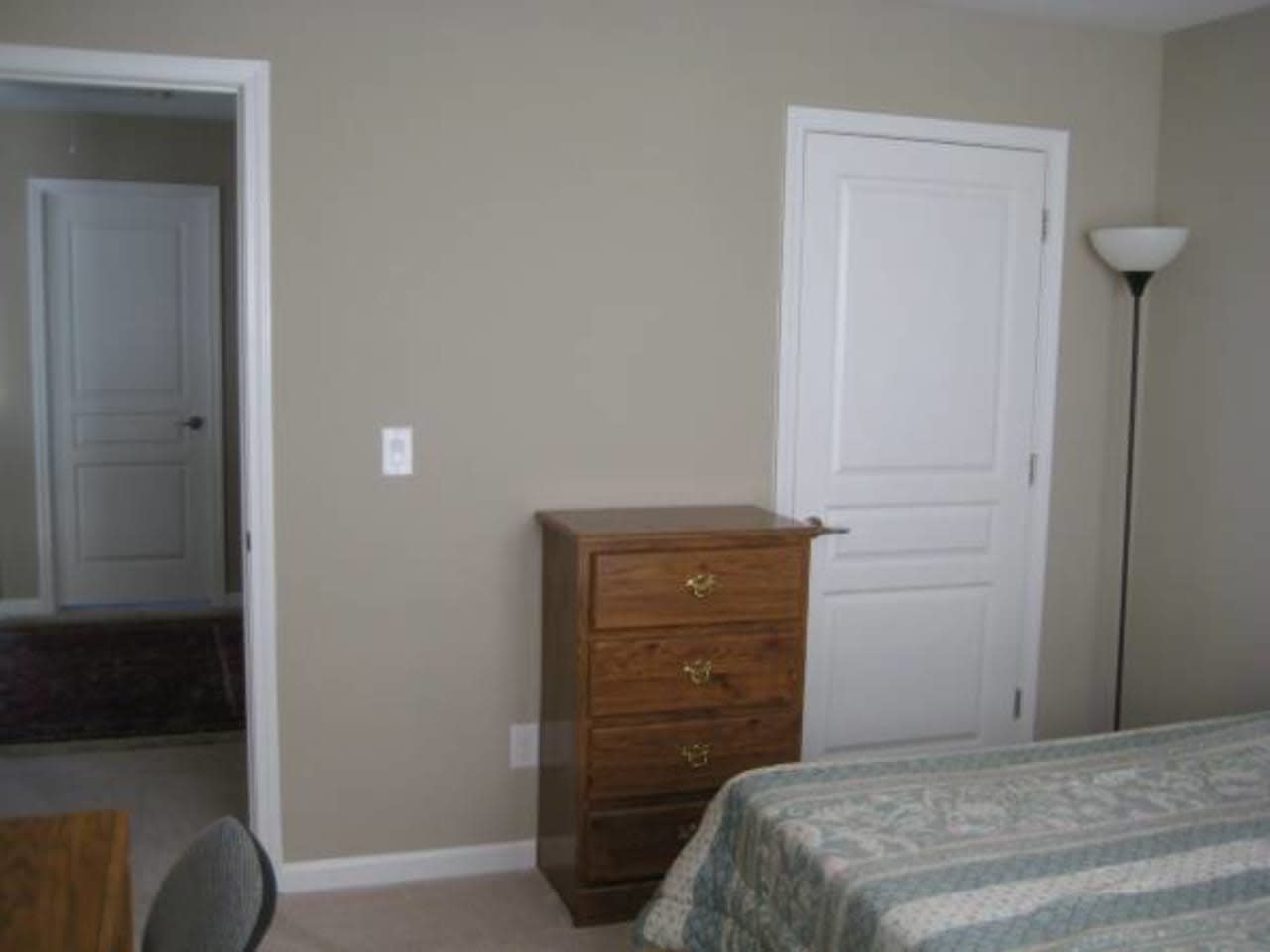 Profile photo 4 of 14