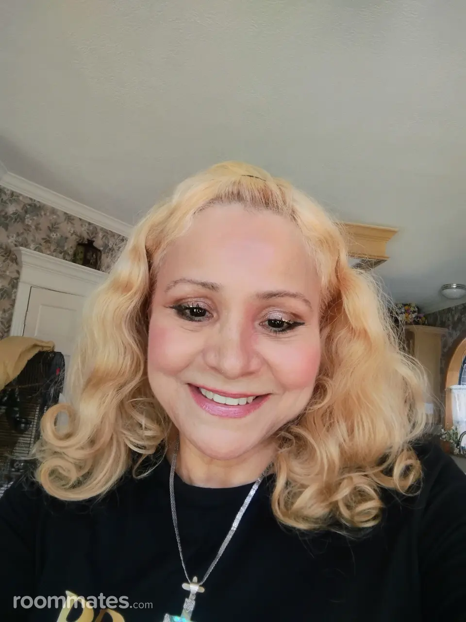 Profile photo 4 of 4