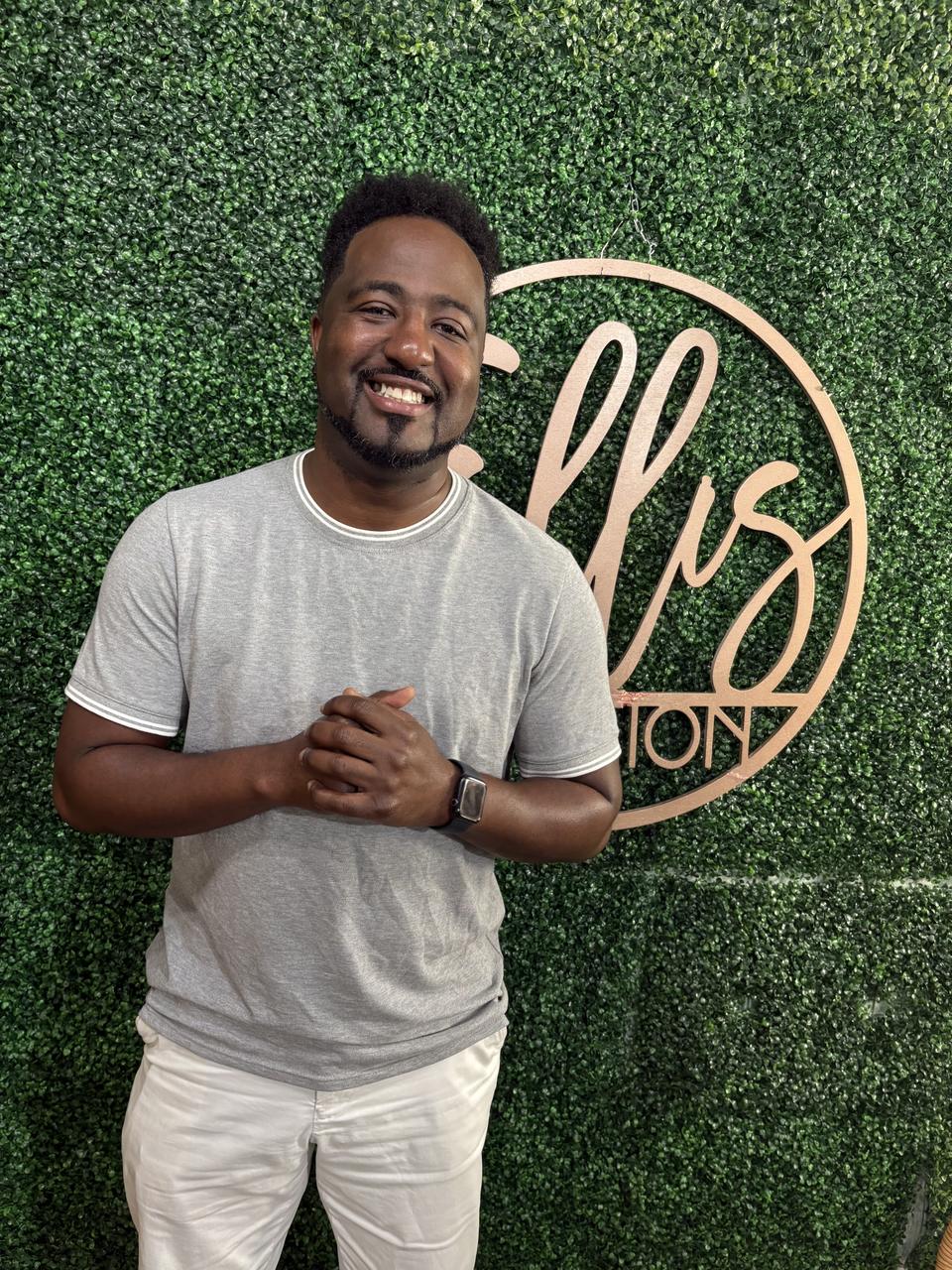 Profile photo 2 of 5