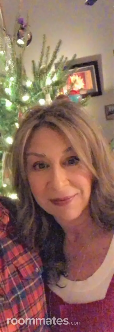 Profile photo 11 of 14