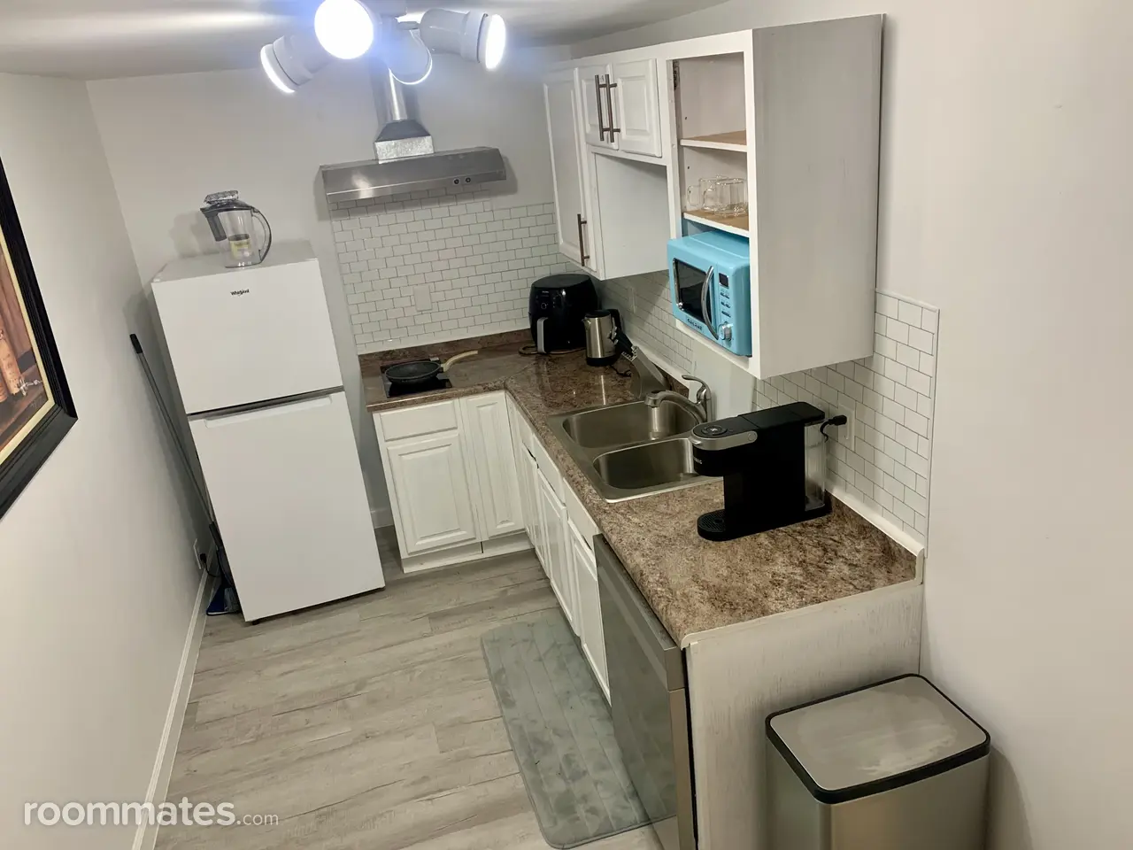 Profile photo 3 of 11