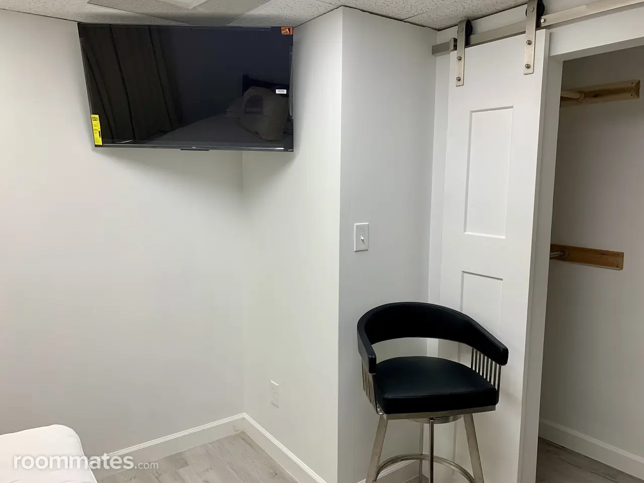 Profile photo 7 of 11