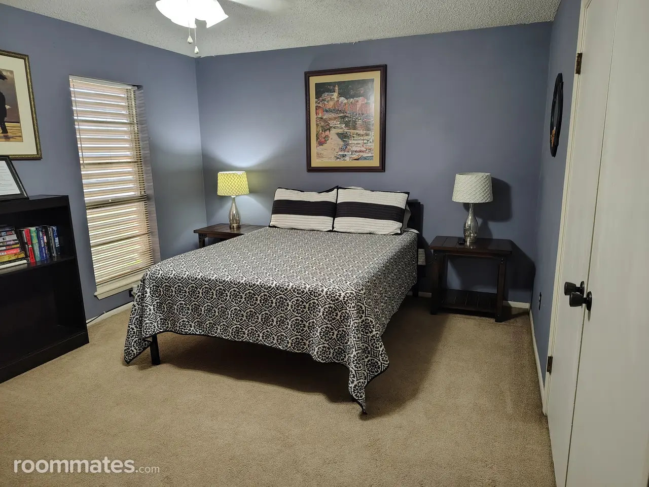 Profile photo 6 of 12