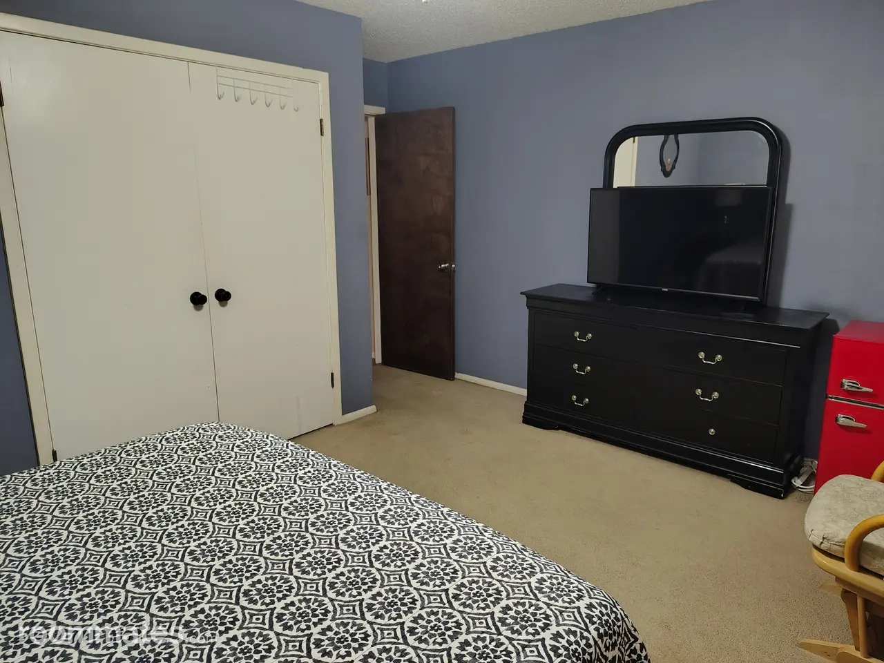 Profile photo 2 of 12