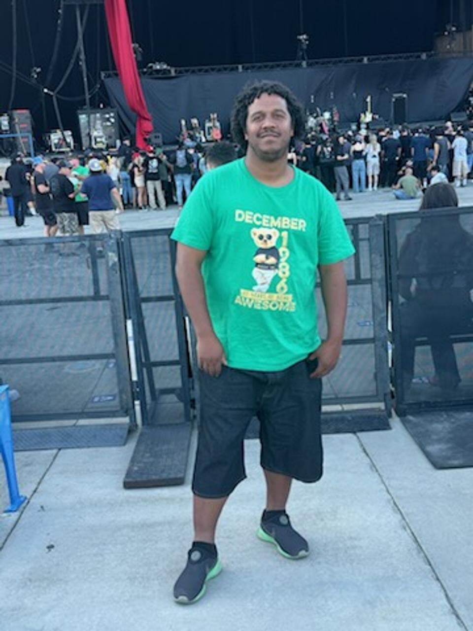 Profile photo 1 of 1