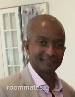 Room for rent in Miami, FL $1300, condo