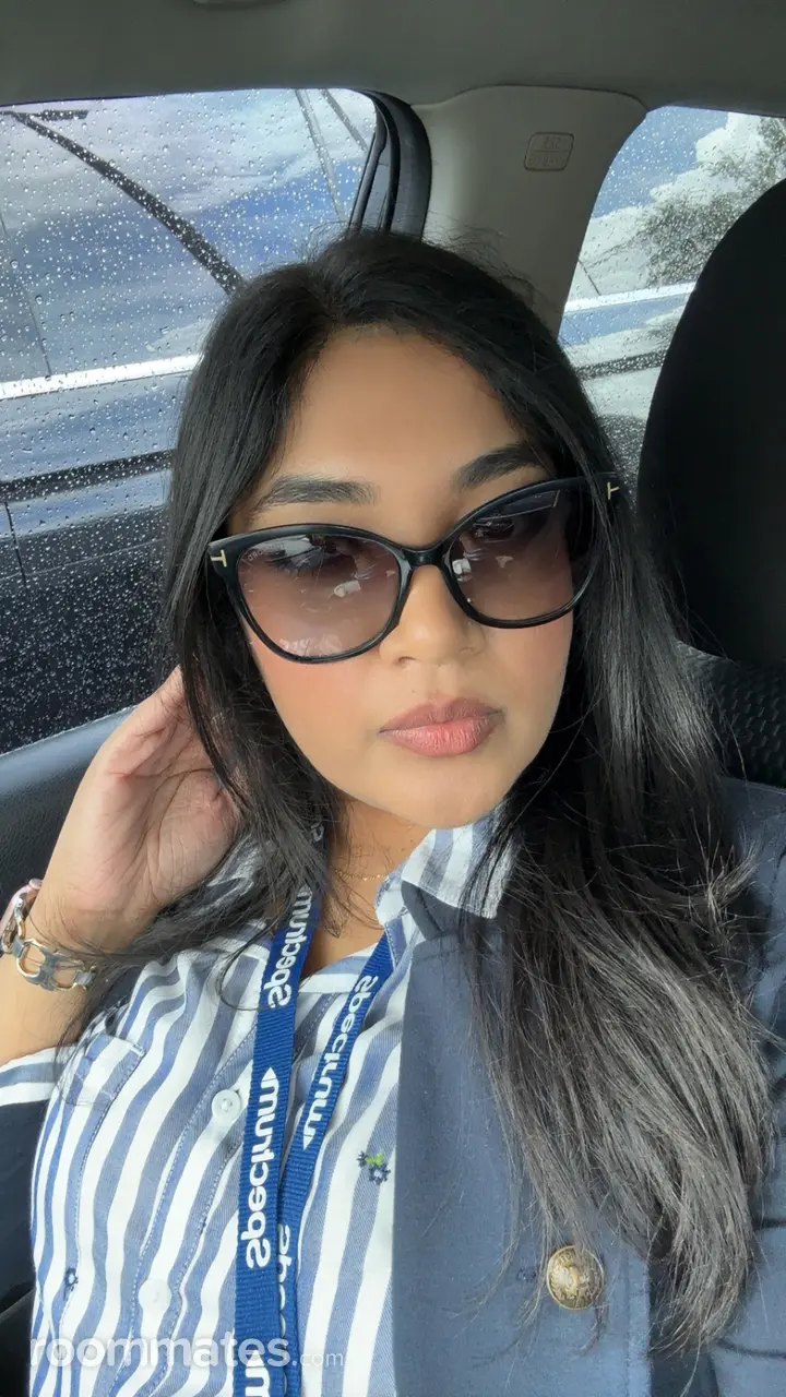 Profile photo 3 of 4