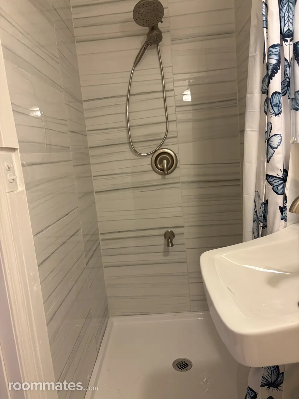 Profile photo 3 of 7