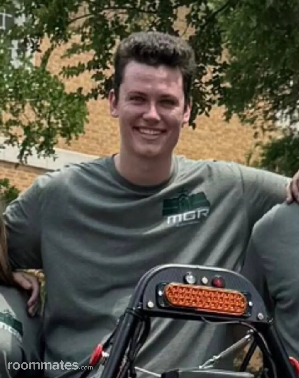 Profile photo 1 of 1