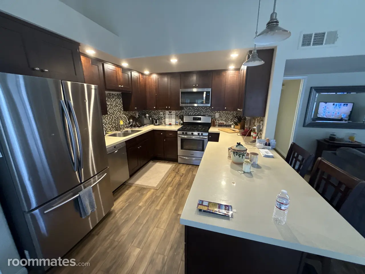 Profile photo 3 of 6