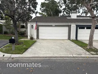 Room for rent in Huntington Beach, CA $1800, townhouse