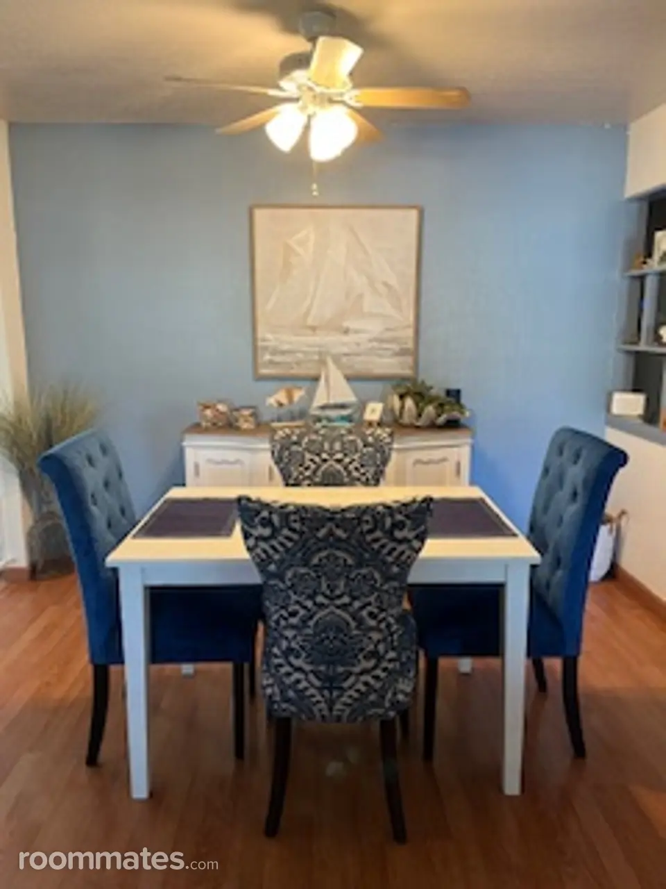 Profile photo 3 of 7